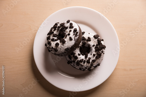 doughnut, food, dessert, sweet, chocolate, isolated, white, delicious, breakfast, baked, snack, bakery, closeup