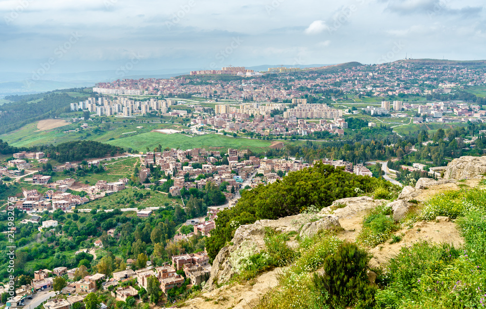 Fototapeta premium Skyline of Constantine, a major city in Algeria