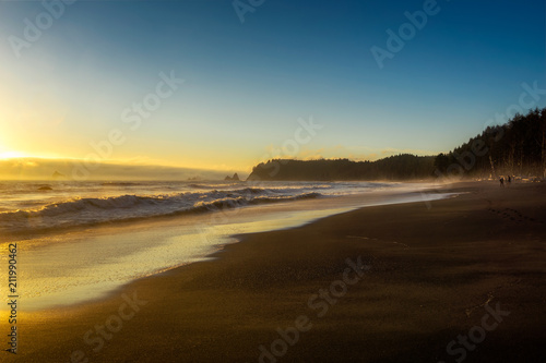 Beautiful and scenic view of Rialto Beach at sunset, Olympic National Park, Washington State, USA. © Matthieu
