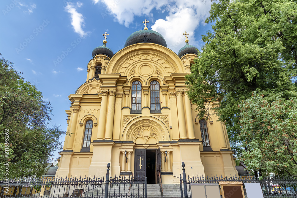 Obraz premium The Metropolitan Cathedral of the Holy and Equal-to-the-Apostles Mary Magdalene. Polish Orthodox cathedral serving the needs of a community of Russian faithful