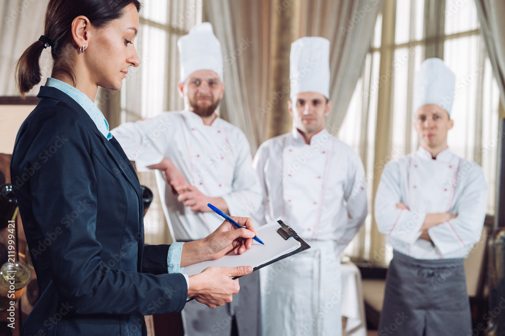 Briefing of the restaurant staff. Briefing of the restaurant staff.