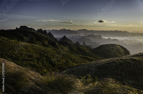 Amanhecer na Serra dos Orgãos