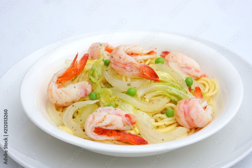 春キャベツ・新たまねぎ・プリプリエビのパスタ 春キャベツ・新たまねぎ・プリプリエビのパスタ