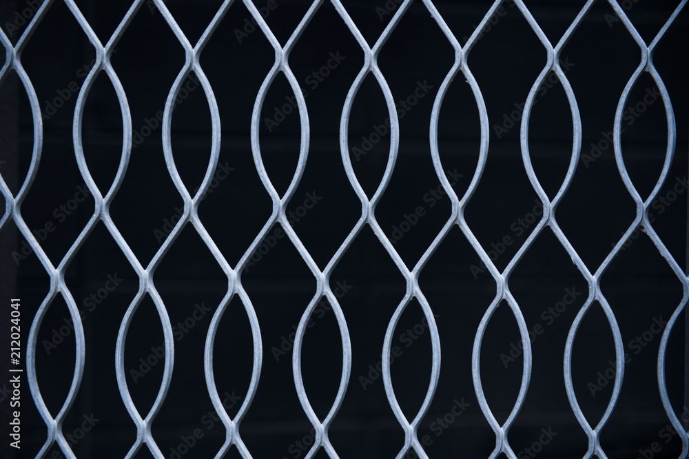 Naklejka premium 曲線基調のフェンス