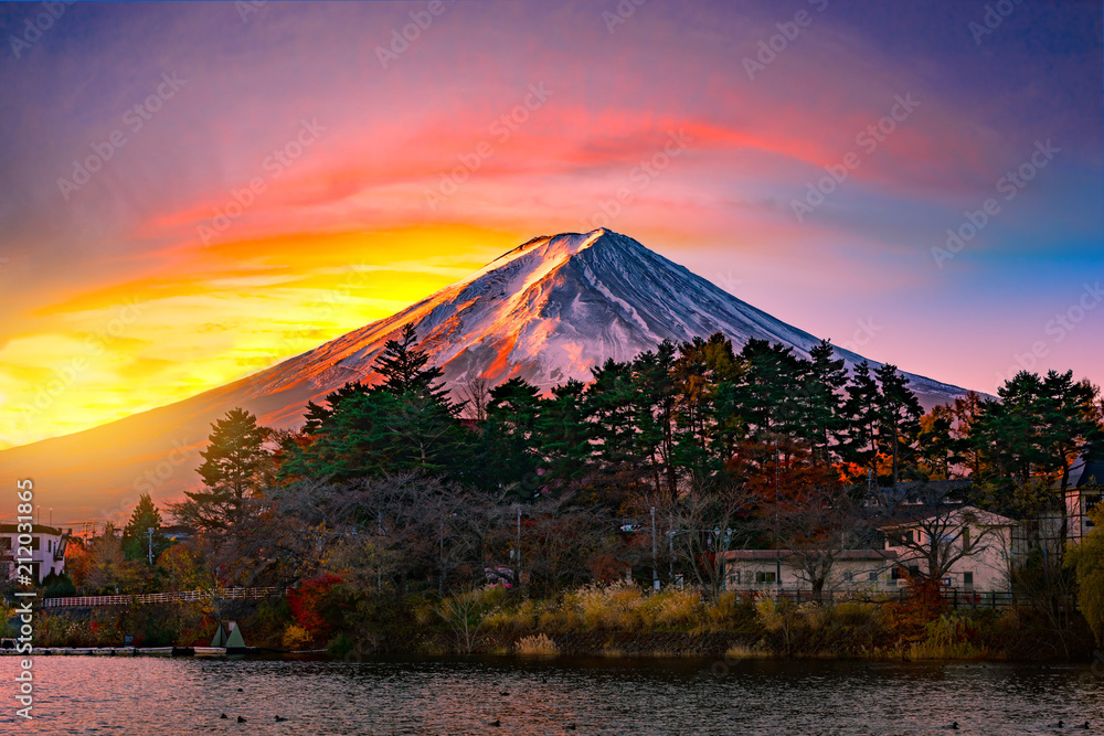 Fototapeta premium Mountain Fuji and Lake with bueatiful sunrise in winter season.