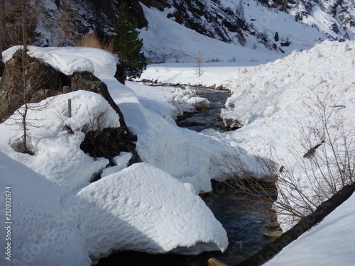 beautiful skitouring day at grossvenediger in austria