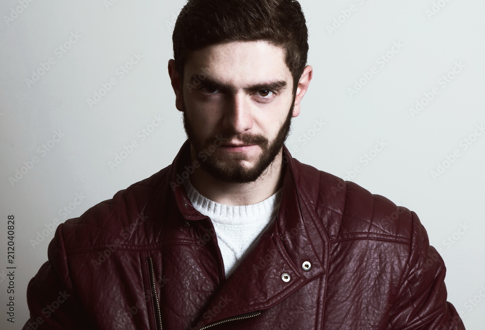 Obraz premium Fashion bearded man portrait closeup