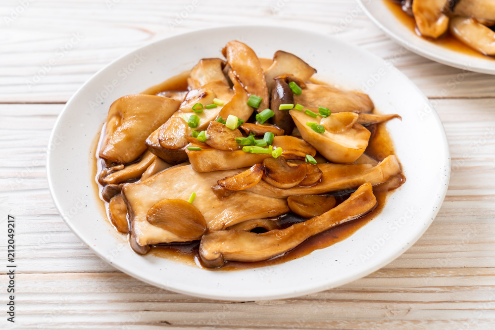 stir-fried king oyster mushroom in oyster sauce stir-fried king oyster mushroom in oyster sauce
