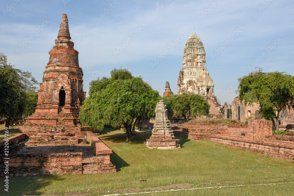 Fototapeta premium Temple of Ayutthaya historical park