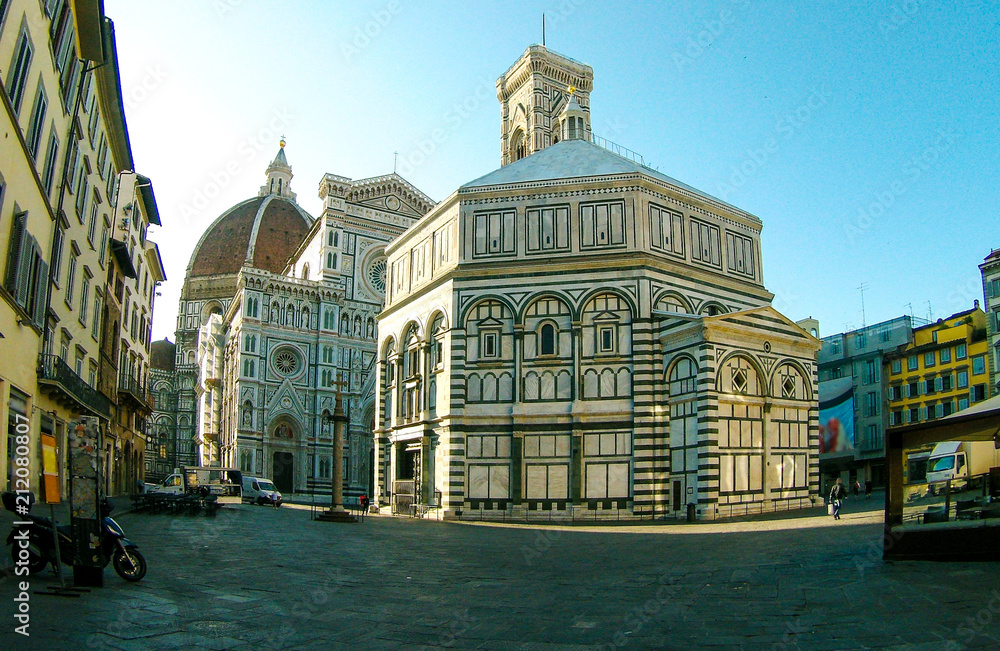 Famous Baptistery of San Giovanni and Santa Maria del Fiore cathedral church in early morning, Florence, Tuscany, Italy.