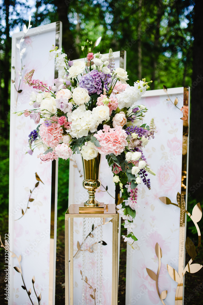wedding bouquet of flowers in a vase