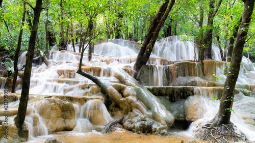 Waterfalls where the water flows smoothly: Wang Sai Thong Waterfall, Satun Province, Thailand