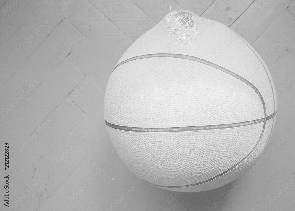 Broken basketball ball Stock 写真 | Adobe Stock