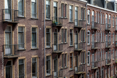 Housing in The Netherlands © Maarten Zeehandelaar