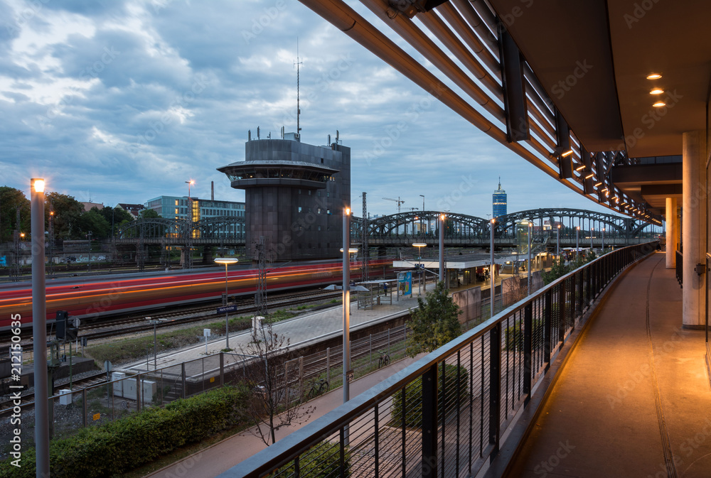 hackerbrücke in München in der nacht hackerbrücke in München in der nacht