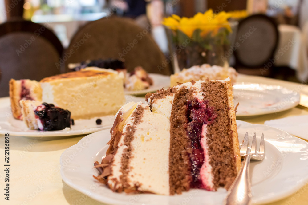 Forêt noire/Black forest cake Forêt noire/Black forest cake