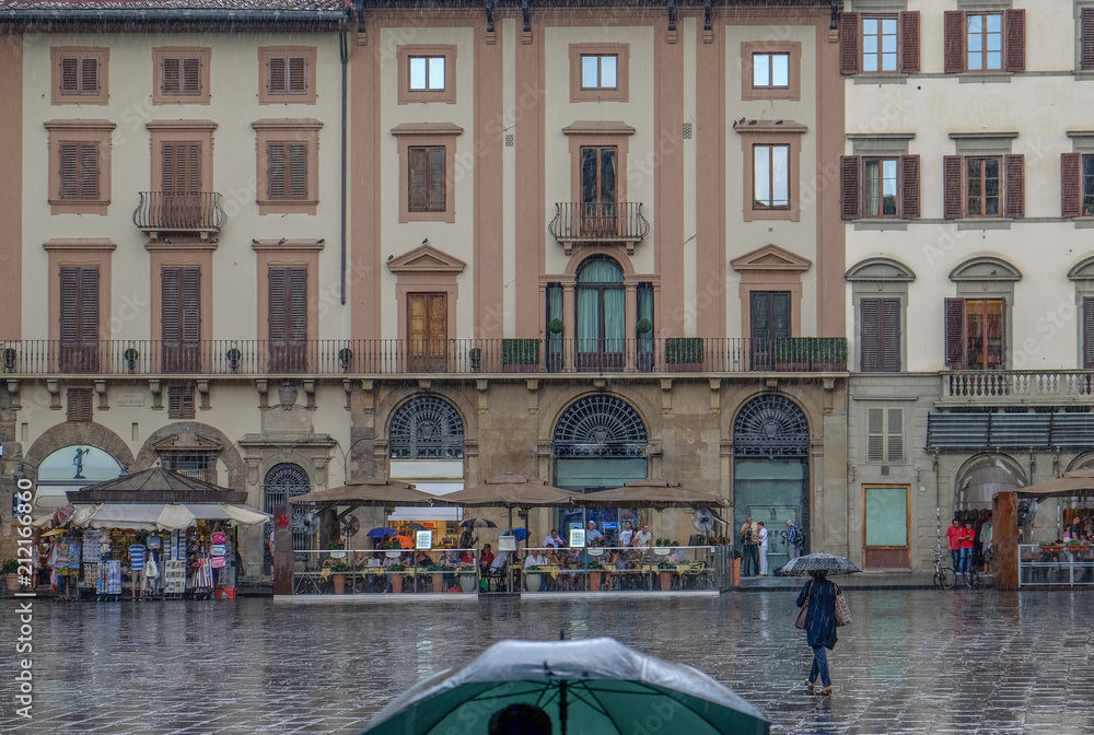 Escaping the rain in Florence