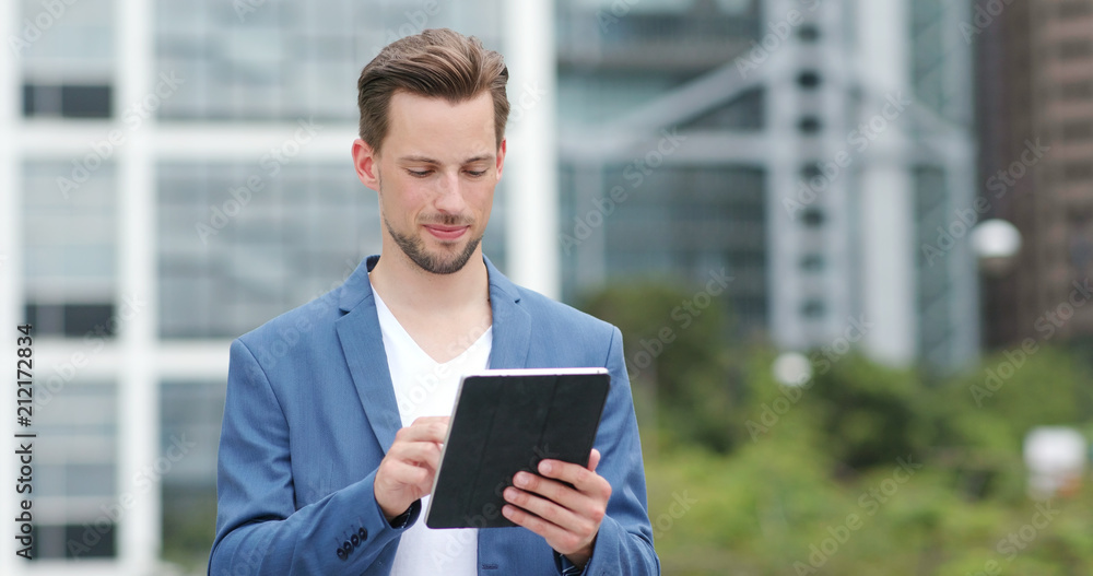 Businessman use of tablet computer
