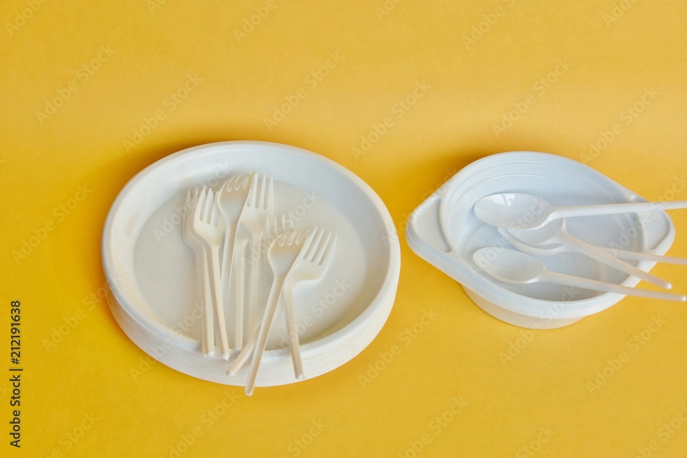 Fototapeta premium disposable tableware