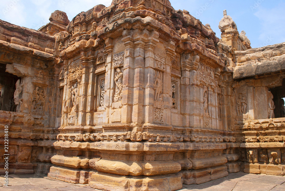 Exterior view of the sourhern walls. The Devakoshthas, Virupaksha temple, Pattadakal temple complex, Pattadakal, Karnataka. Southeast view. East and west entrances are also partially seen.