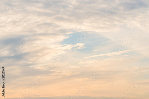 Fototapeta Naklejka Na Ścianę i Meble -  夕方の空　The evening sky