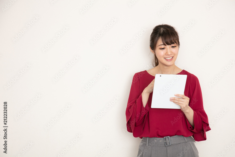 タブレット 女性 タブレット 女性