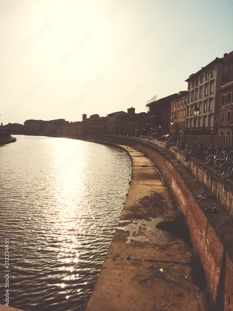 Fototapeta premium Tuscany river sunset