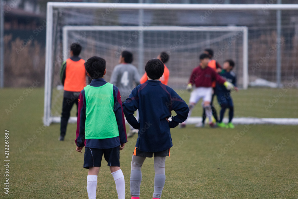 Obraz premium Visione ravvicinata delle squadre di calcio del torneo under 18