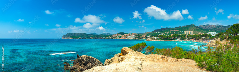 Mallorca Küste von Paguera, malerische Strand Landschaft Panorama Ansicht, Mittelmeer Balearen Spanien