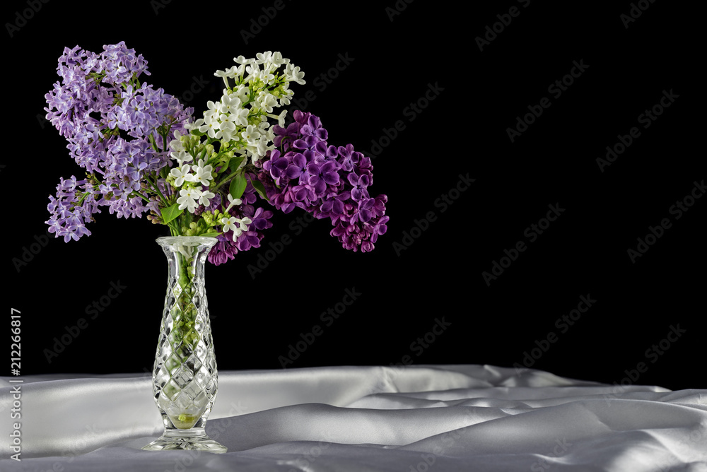 Fototapeta premium Lilac and vase