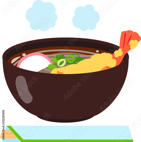 エビの天ぷら入りの温かい蕎麦