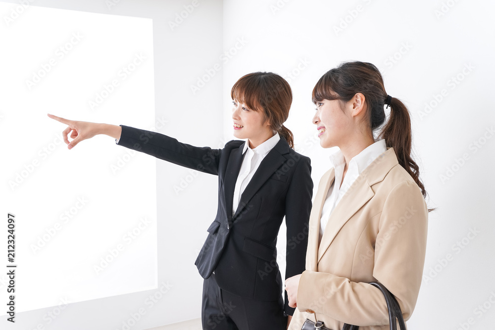 若いビジネスウーマン