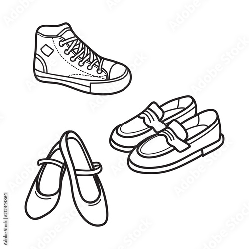 Hand drawn shoes icon. outline vector design