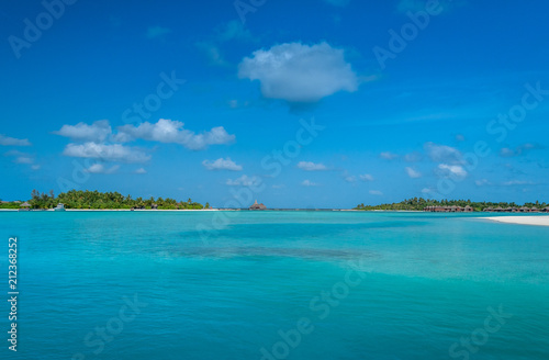 Fototapeta Naklejka Na Ścianę i Meble -  Tropical islands in the ocean 