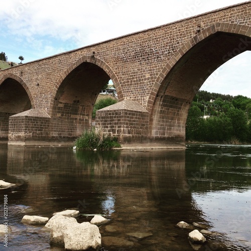 stone bridge and river 1 © mesutozzz