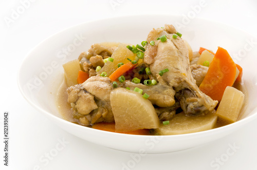 Obraz na płótnie 手羽元と根菜の煮物 w salonie