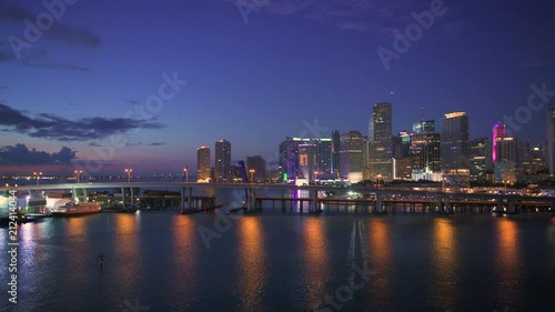 Wallpaper Mural Miami, Florida, USA Downtown Torontodigital.ca