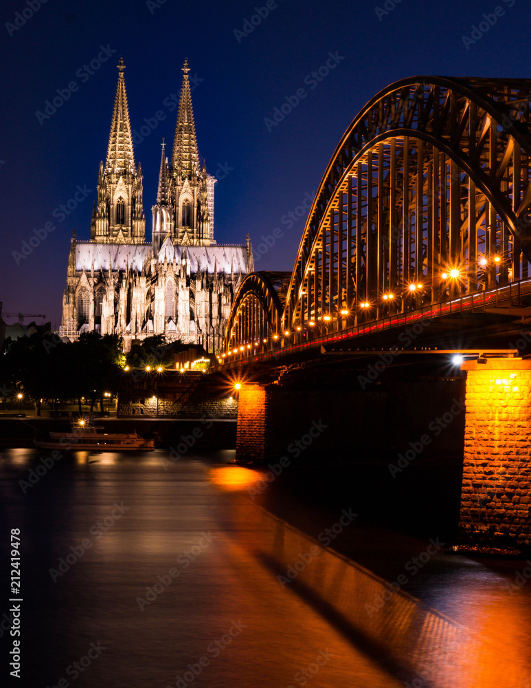 Fototapeta premium Kölner Nacht