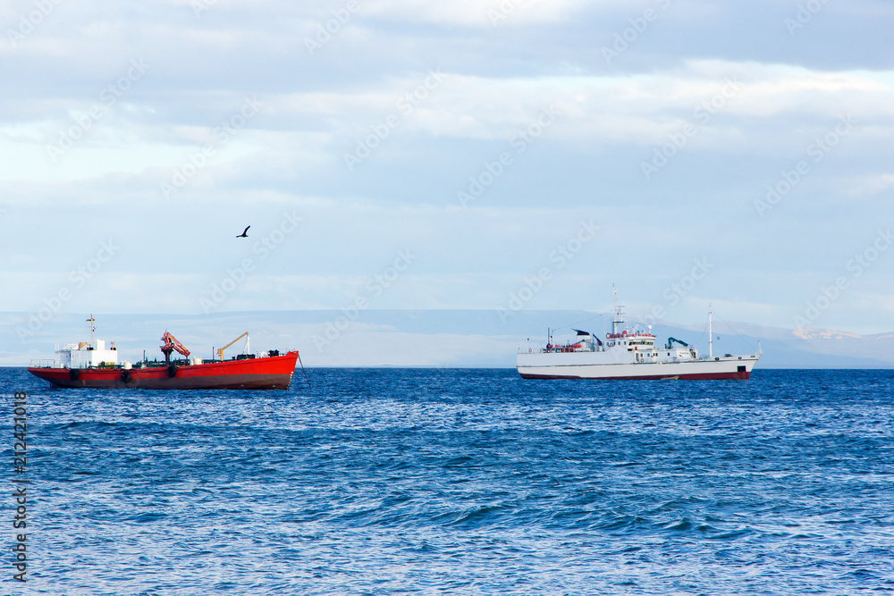 Fototapeta premium Fishing vessels fisheries in the Pacific ocean