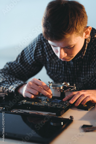 Картината върху платно computer upgrade