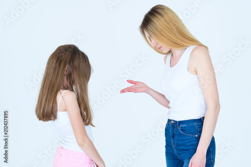 Картината върху платно mom scolding little daughter