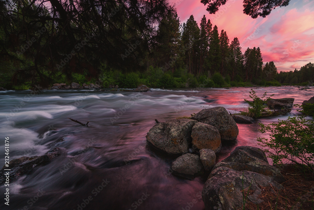 Fototapeta premium Deschutes River at Sunset