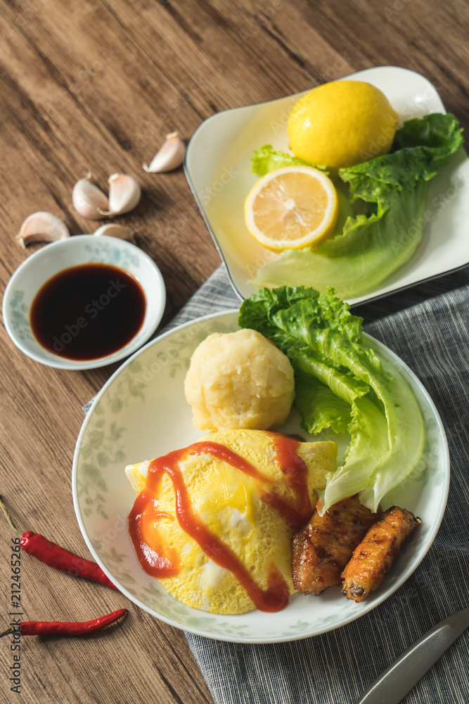 Egg-covered rice with textured background