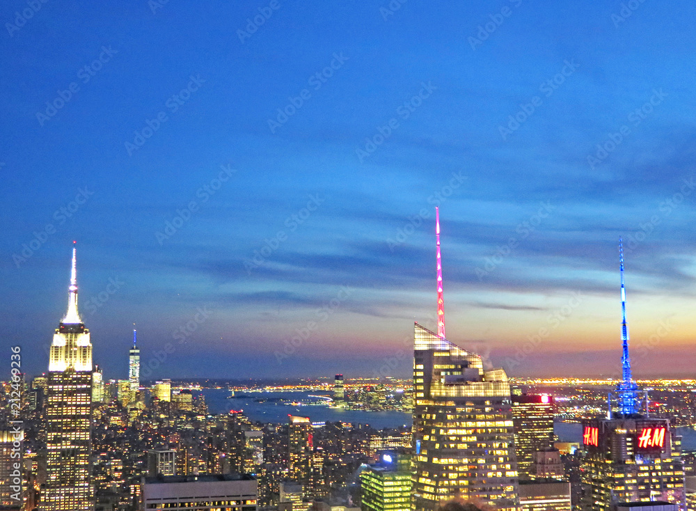 Obraz premium Vistas nocturnas de Nueva York, EE.UU.