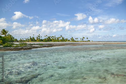 reef ring, lagoon and motu ...