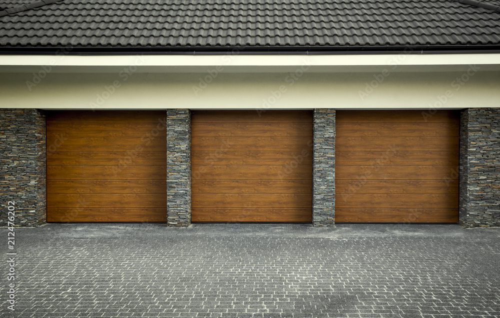 Naklejka premium Car garage for three cars