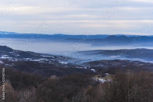 Fototapeta Naklejka Na Ścianę i Meble -  Sunrise on the cold winter landscape