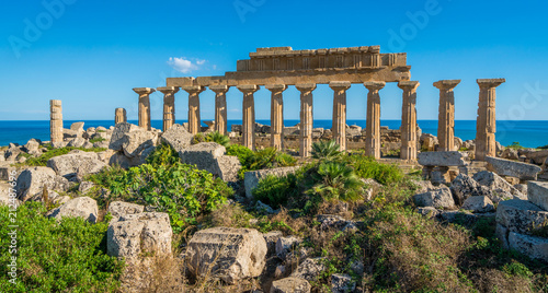 Fototapeta Ruiny w Selinunte, stanowisku archeologicznym i starożytnym greckim miasteczku na Sycylii we Włoszech.