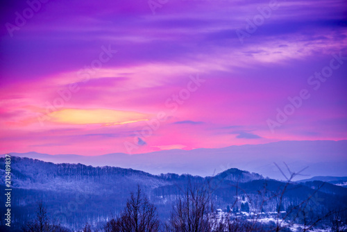 Winter sunrise © Ivanica