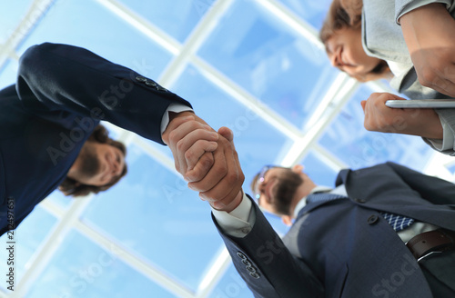 Obraz na plátně Successful business people handshake greeting deal concept